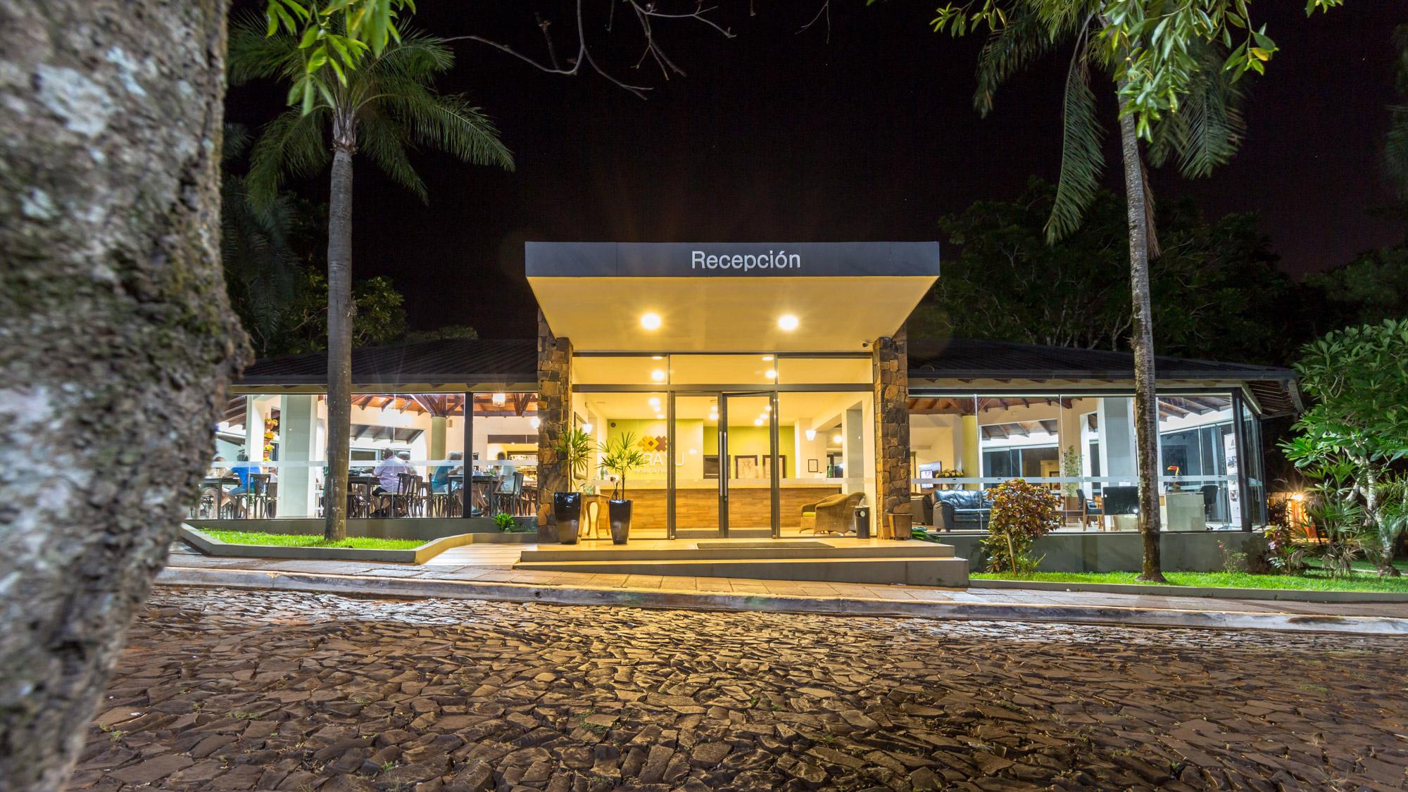 Pirayu Hotel & Resort ปูแอร์โตอีกวาซู ภายนอก รูปภาพ