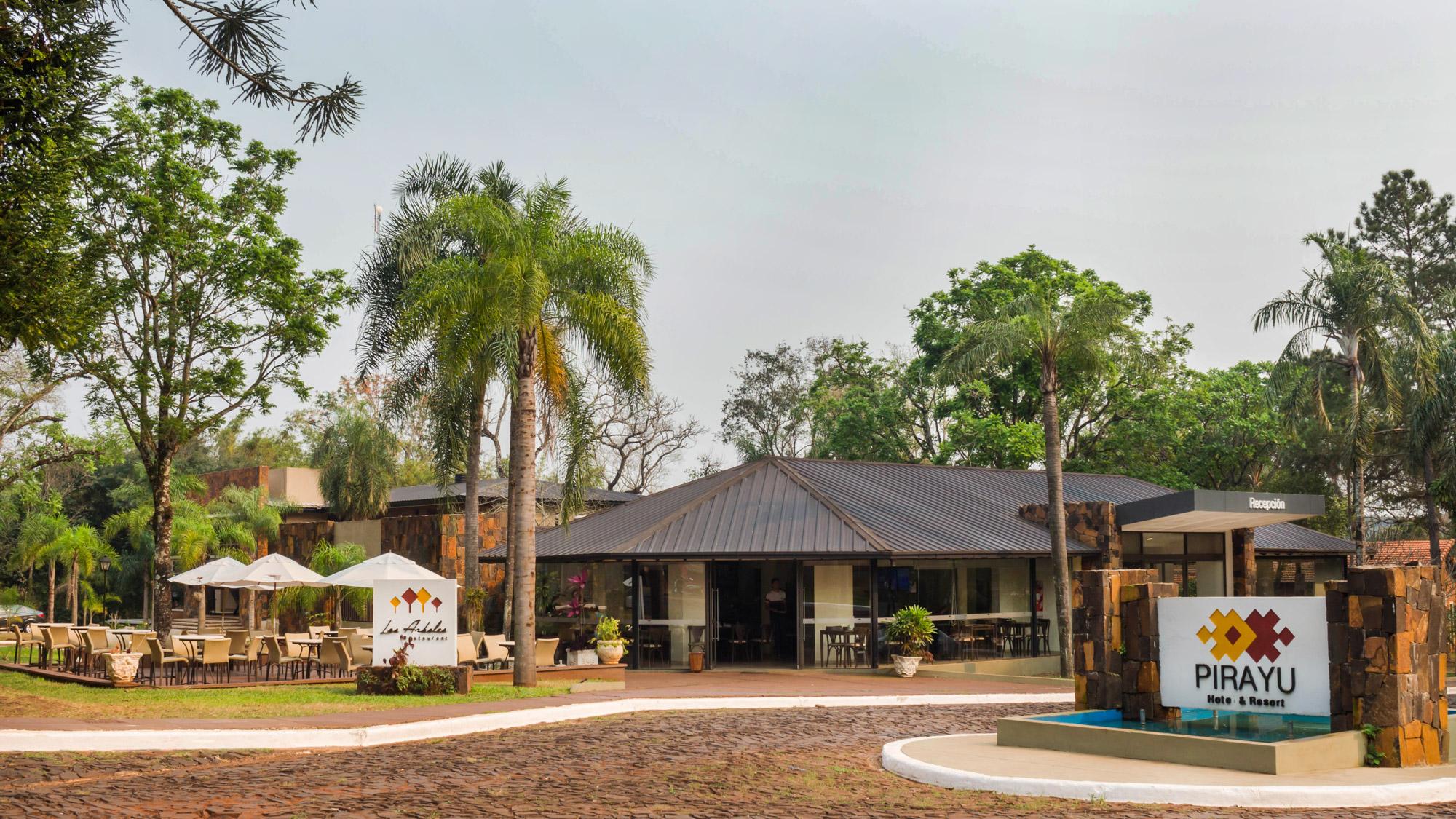 Pirayu Hotel & Resort ปูแอร์โตอีกวาซู ภายนอก รูปภาพ
