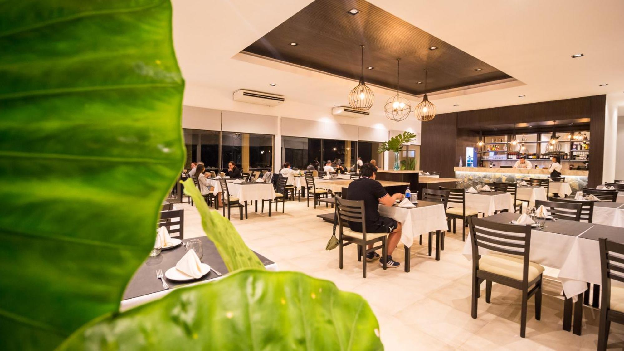Pirayu Hotel & Resort ปูแอร์โตอีกวาซู ภายนอก รูปภาพ