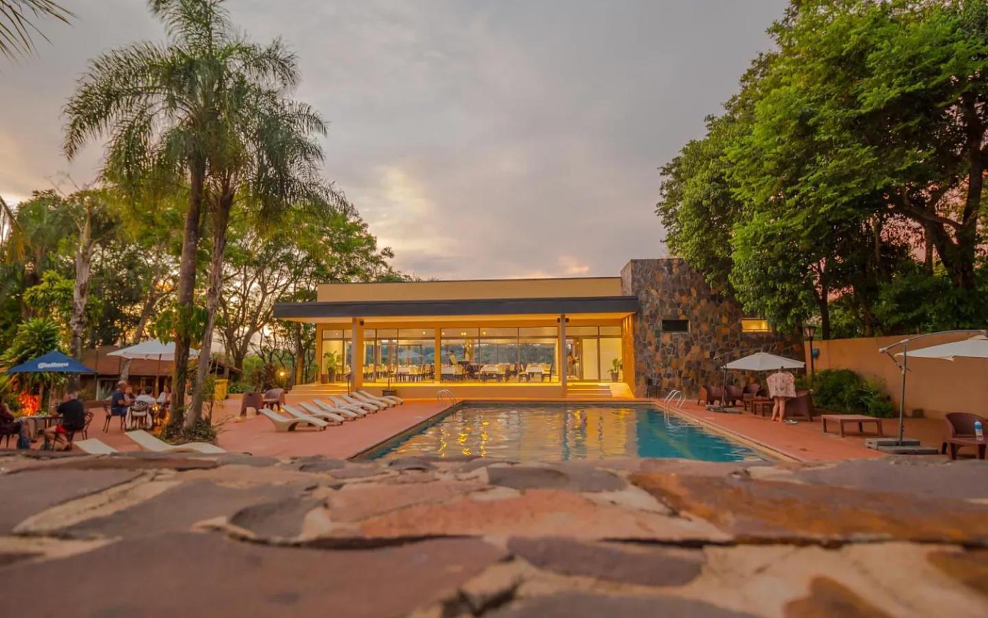 Pirayu Hotel & Resort ปูแอร์โตอีกวาซู ภายนอก รูปภาพ